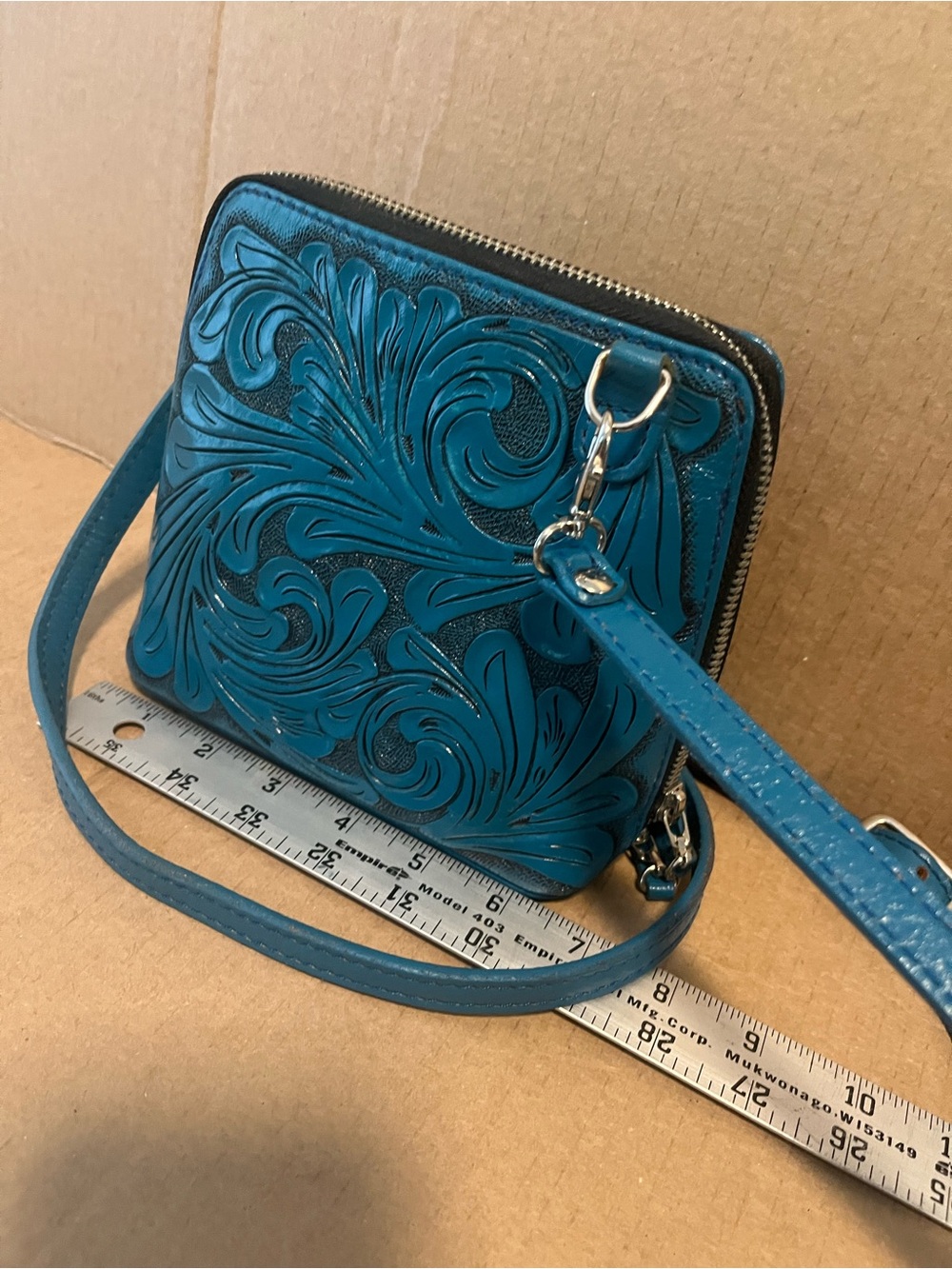 Tooled Teal Leather Crossbody Bag with Floral Motif - Picture 4 of 5
